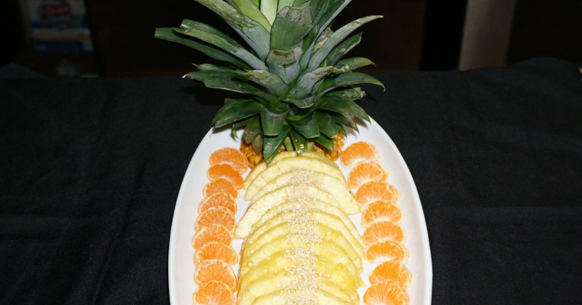 Plato De Piña Con Semillas De Sésamo Y Mandarinas Receta de Jon ...