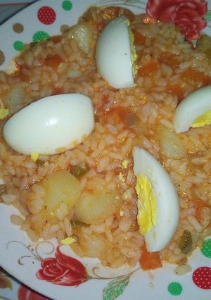 صورة لوصفة أرز بالخضر 🍱😋