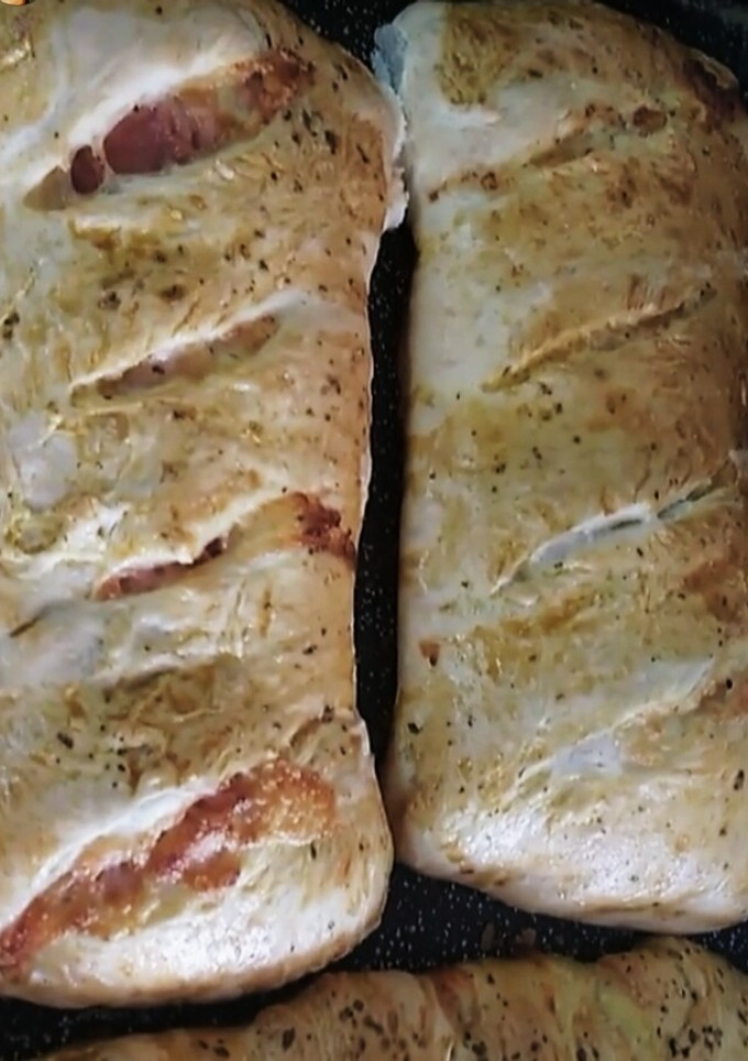 Una foto de Pan casero relleno