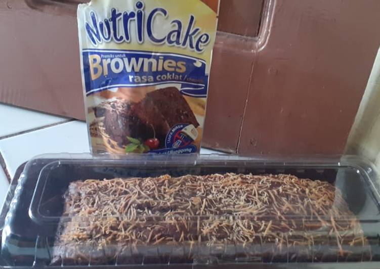Anti Ribet, Membuat Brownies panggang (instant) Nutri Cake toping keju rumahan