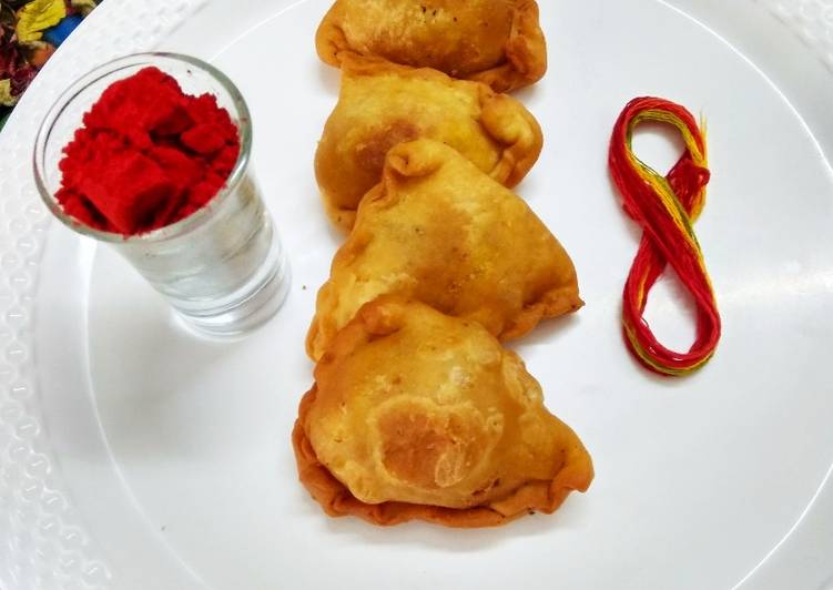 Dry peethi samosa