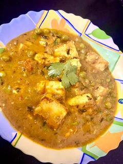 मटर पनीर (Matar paneer recipe in hindi) रेसिपी मुख्य फोटो