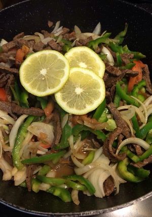 Una foto de Fajitas de res (Tampiqueña)