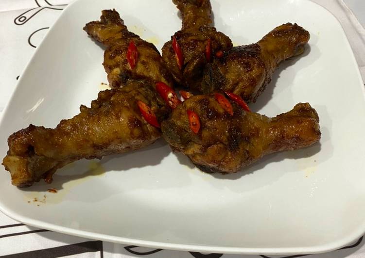 Bagaimana Membuat Ayam Bakar Wong Solo, Lezat Sekali