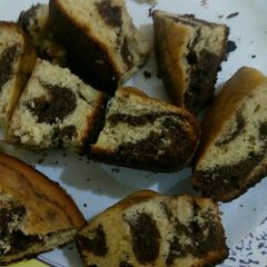A picture of Bottle gurad marble cake.