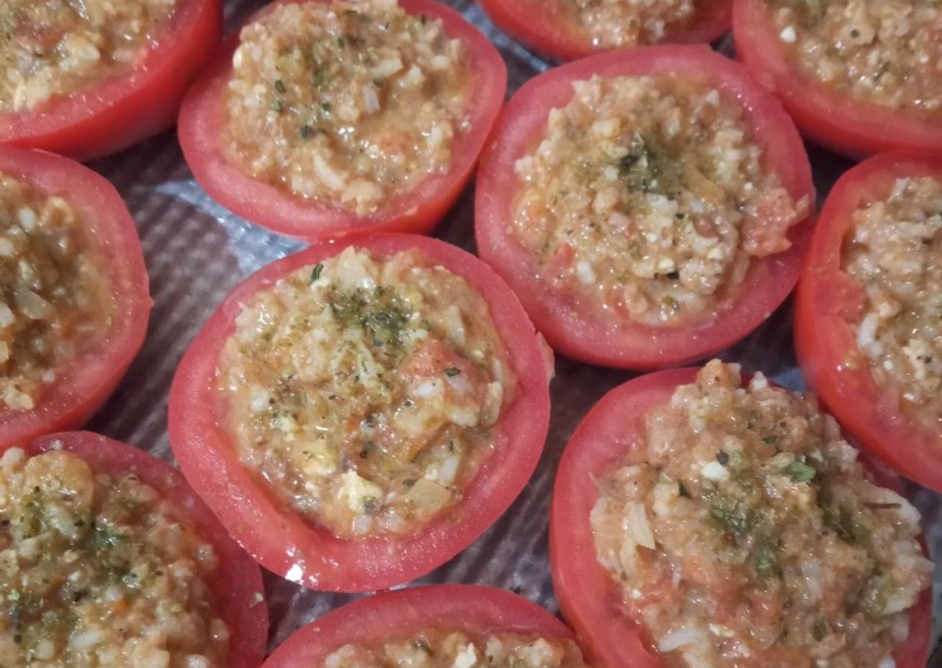 Tomates rellenos (mitades) 🍅