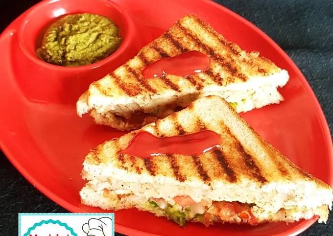 Mix Veg Grilled Sandwich,