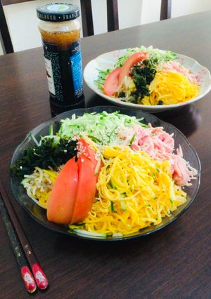 Una foto de Pasta fría al estilo Japonés JIYASI-TYUQUA 🇺🇾🇯🇵冷やし中華　Sabor verano