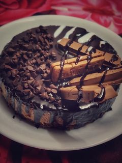 ચોકોલેટ કેક (Chocolate Cake Recipe In Gujarati) રેસીપી મુખ્ય ફોટો