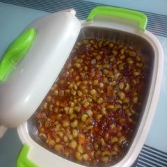 A picture of Beans sauce.
