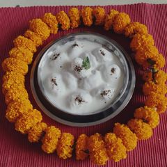 A picture of Melt in mouth falhari Dahibara.