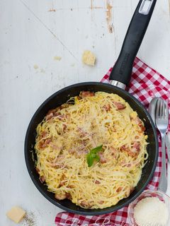 Una foto de Spaghetti Carbonara autenticos