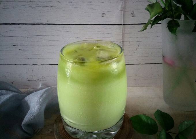Cara bikin Green Tea Latte ala St412bucks (Cuma 4 Bahan) Cara bikin Green Tea Latte ala St412bucks (Cuma 4 Bahan)
