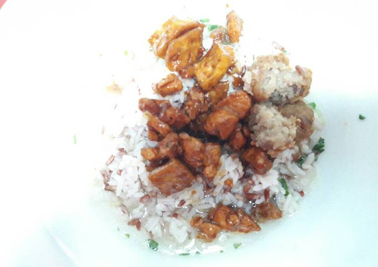 Langkah Mudah untuk Menyiapkan Nasi Bakmoy Anti Gagal