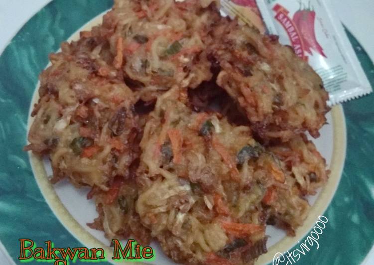 Resep #230. Bakwan Mie Sayur yang Enak Banget