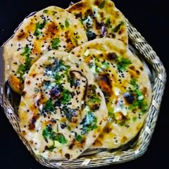 A picture of Butter Naan.