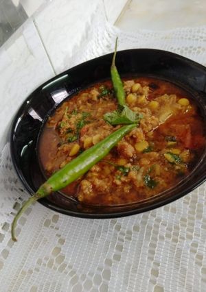 A picture of قیمہ چنادال.