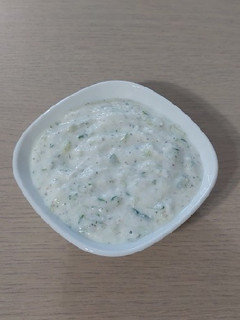 عکسی از دستور ماست و خیار شیرازی