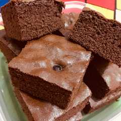 A picture of Base cake coklat.