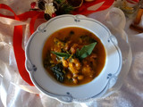 Vellutata di zucca, patata americana, cavolo nero e fagioli