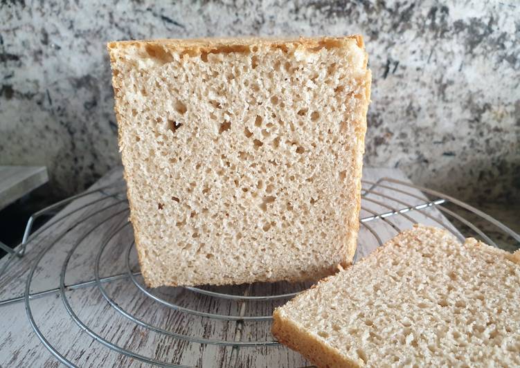 Pan de molde de centeno y escanda (espelta) (en molde con tapa y