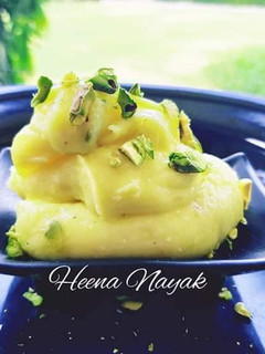 કેસર પિસ્તા મઠ્ઠો (Kesar Pista Matho Recipe In Gujarati) રેસીપી મુખ્ય ફોટો