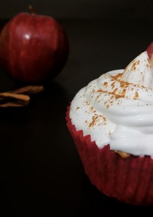 Una foto de Muffins de manzana y canela 🧁🥣