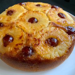 A picture of Rice Cooker Pineapple Upside-down Cake.