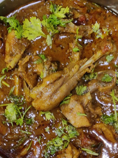 चिकन करी (chicken curry recipe in Hindi) रेसिपी मुख्य फोटो