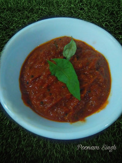 टमाटर लहसुन की चटनी(TAMATAR LAHSUN KI CHUTNEY RECIPE IN HINDI) रेसिपी मुख्य फोटो