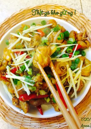 Hình của món Thịt gà kho gừng !.