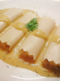 Una foto de Canelones rellenos de dorada salvaje