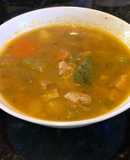 Caldo de pollo con zucchini