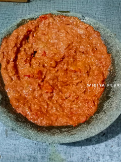 Foto resep Sambal Terasi Ala Warung Penyetan / Pecel Lele