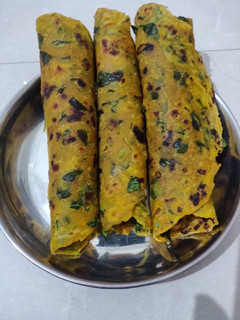 મેથી ના ઢેબરા રેસીપી મુખ્ય ફોટો