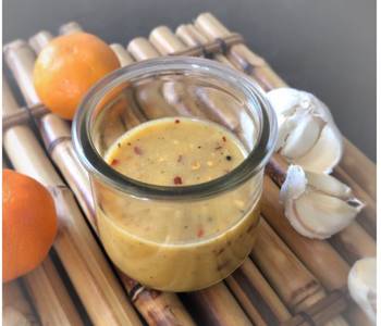 Ready to Serve Tangerine Garlic Mustard Salad dressing Delicious Steady