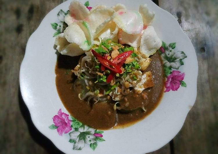 Tahu Lontong (Oyek)