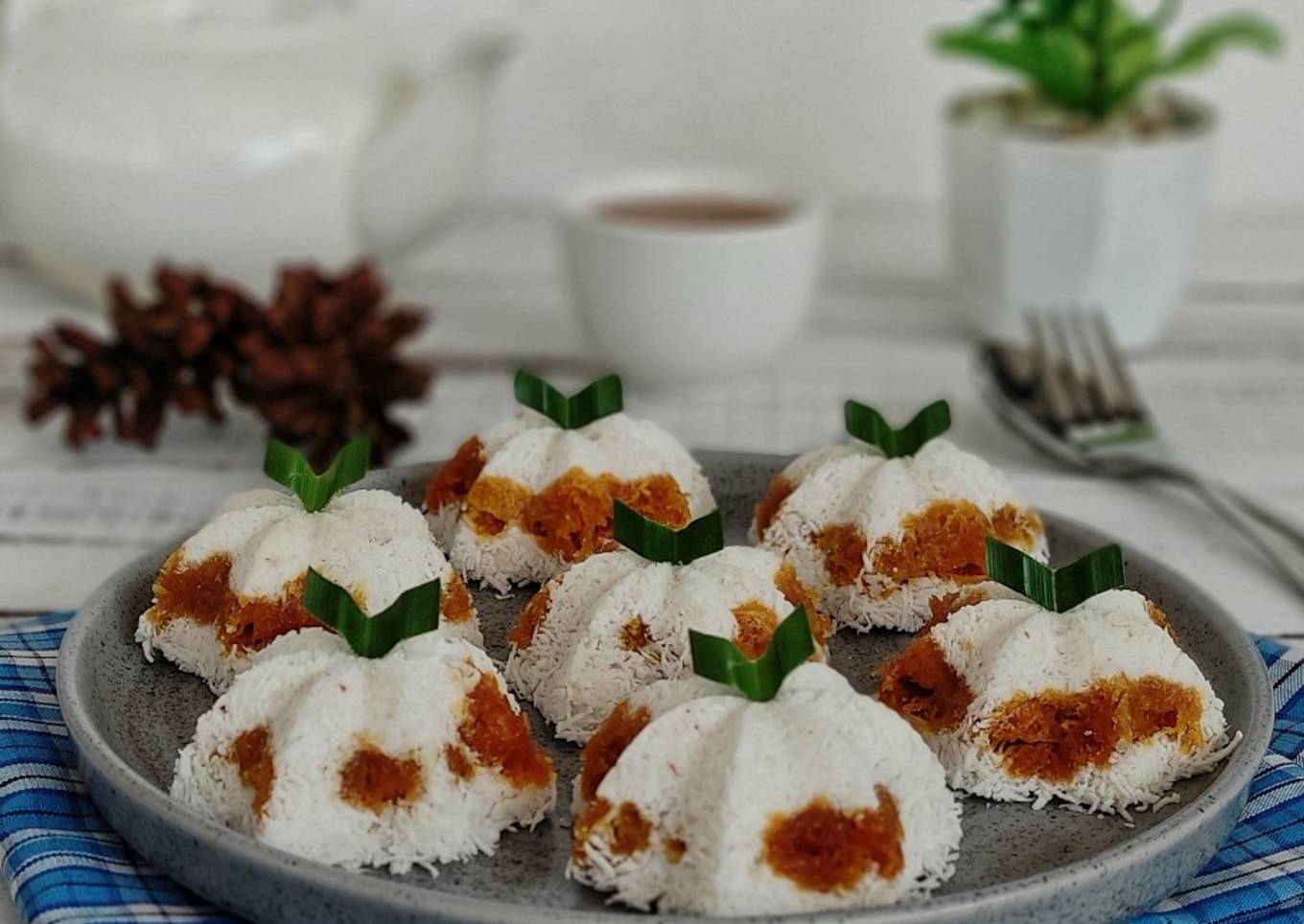 Kue Dongkal/Awug