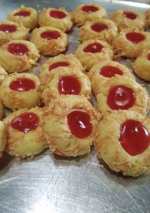 Foto resep Strawberry Thumbprint Cookies