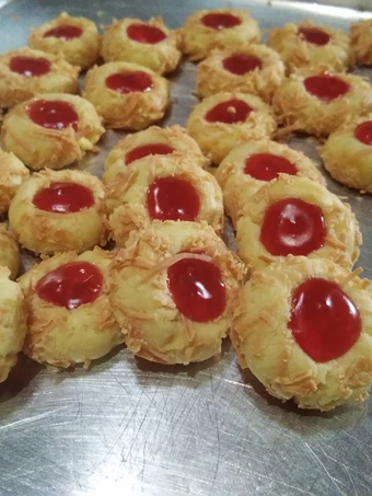 Recipe Strawberry Thumbprint Cookies the Awesome  Really delicious
