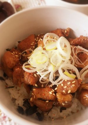 รูปของ ข้าวหน้าไก่ย่าง 焼き鳥丼