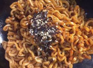 Hình của món Cách làm mì cay Samyang ngon đúng điệu.