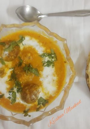 દુધીના મલાઈ કોફ્તા (Dudhi Malai Kofta Recipe In Gujarati) રેસીપી મુખ્ય ફોટો