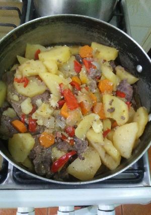 Una foto de Bifes tipo estofado