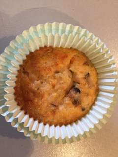 Una foto de Muffins de huevos, arroz y verduras -BLW