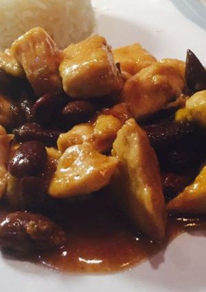 Foto di Pollo alla soia con funghi speciale