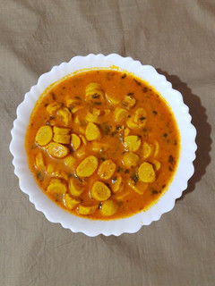 फटाफट गट्टा करी (Fatafat gatta curry recipe in Hindi) रेसिपी मुख्य फोटो