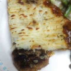 A picture of Salisbury Steak Casserole.