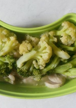 Foto resep Tumis Brokoli Baso