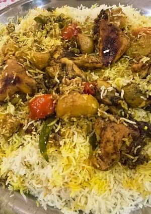صورة لوصفة مقلوبه دجاج مع بطاطا لذيييذه لذاذه😋